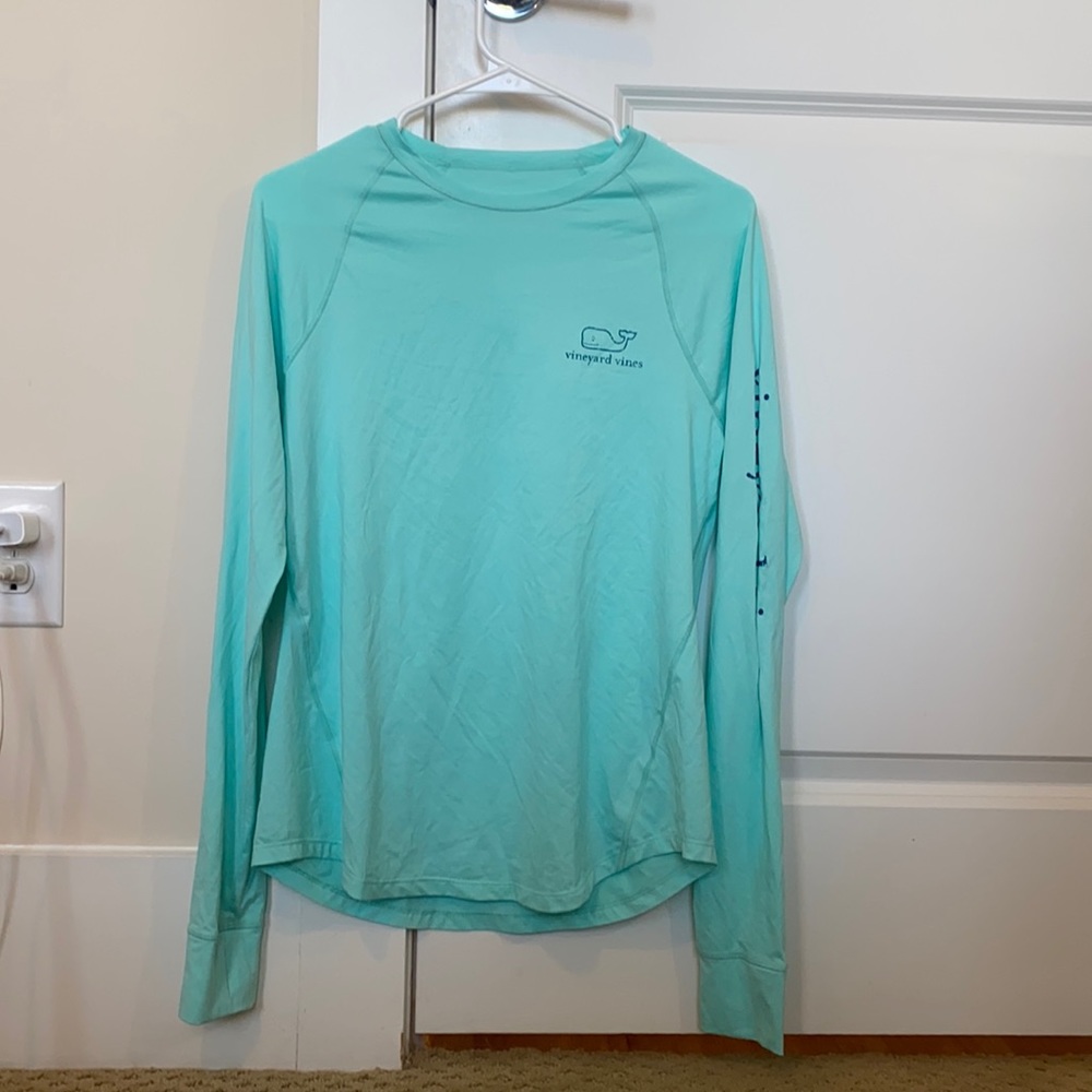 Vineyard vines women’s long sleeve performance t shirt
